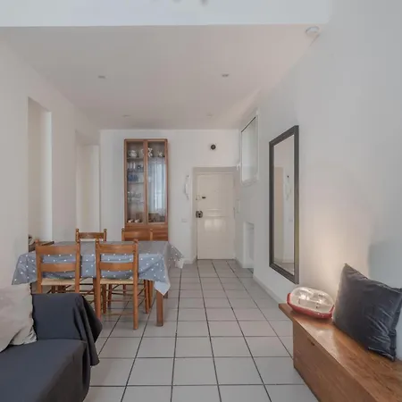 Vibrant Trastevere 2 Bedrooms On Via Del Moro * Rome