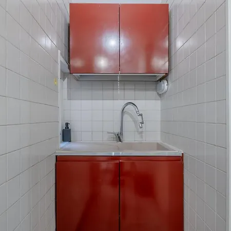 Vibrant Trastevere 2 Bedrooms On Via Del Moro * Rome